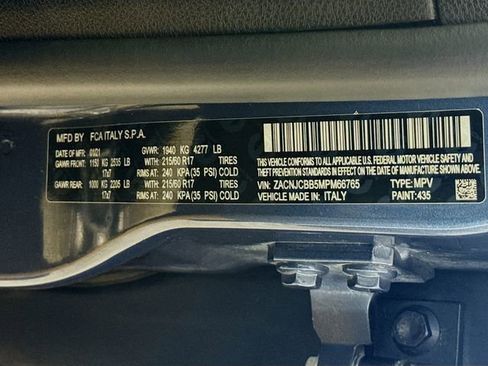 Used 2021 Jeep Renegade Latitude w/ Sun & Sound Group image 21