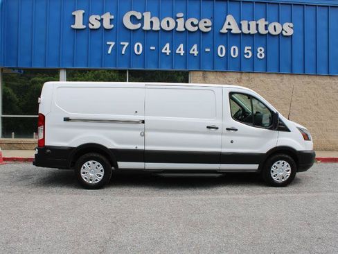 Used 2019 Ford Transit 250 148 Low Roof RWD image 40