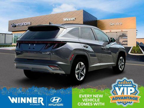 New 2025 Hyundai Tucson SEL image 8