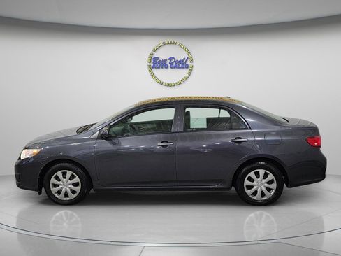 Used 2009 Toyota Corolla LE FWD image 3