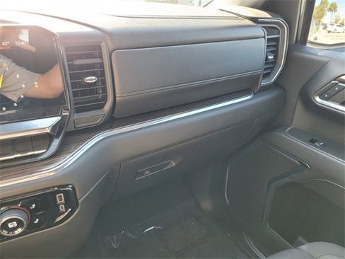 Used 2024 Chevrolet Silverado 1500 RST w/ Z71 Off-Road Package image 28