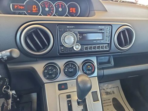 Used 2011 Scion xB image 28