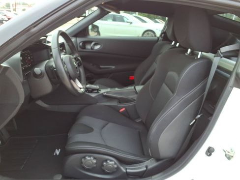 Used 2024 Nissan Z Sport w/ Floor Mat Package RWD image 24