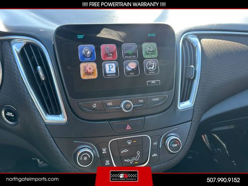 Used 2016 Chevrolet Malibu LT FWD image 22