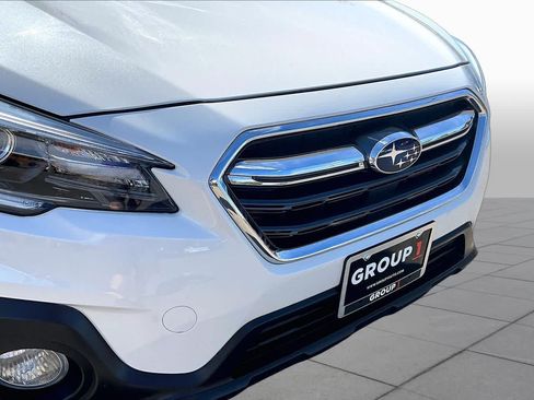 Used 2019 Subaru Outback 2.5i Limited AWD/4WD image 29
