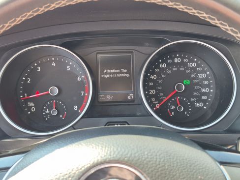 Used 2021 Volkswagen Tiguan SE AWD/4WD image 21