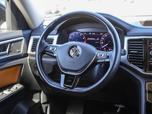 Used 2018 Volkswagen Atlas SEL Premium AWD/4WD image 17