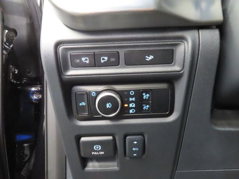 Used 2023 Ford F150 Lariat w/ Equipment Group 502A High AWD/4WD image 42
