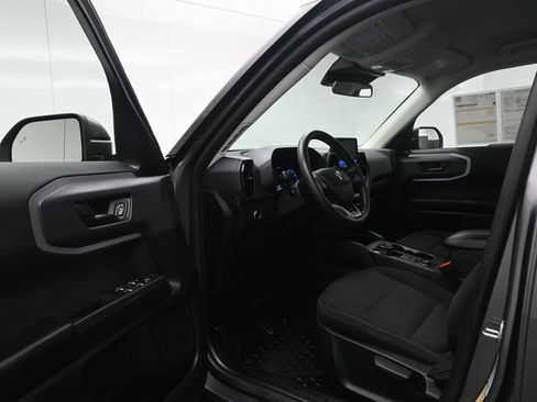 Used 2022 Ford Bronco Sport AWD/4WD image 9