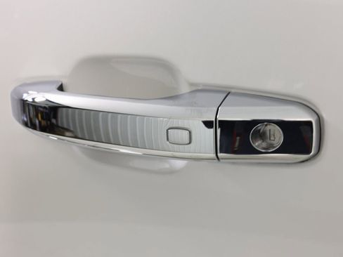 Used 2024 GMC Sierra 3500 Denali w/ Denali Reserve Package image 22