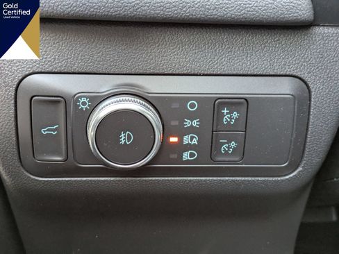 Certified 2022 Ford Escape SEL w/ Technology Package FWD image 30