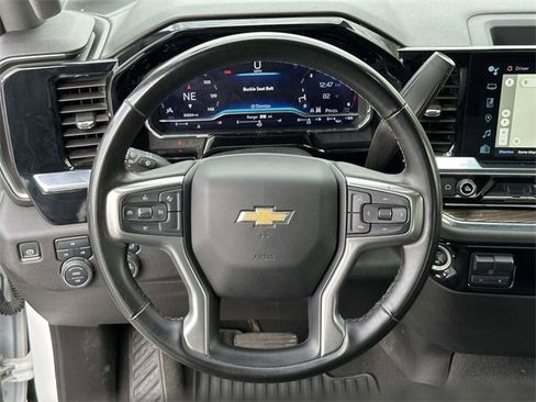 Used 2024 Chevrolet Silverado 3500 LT image 18