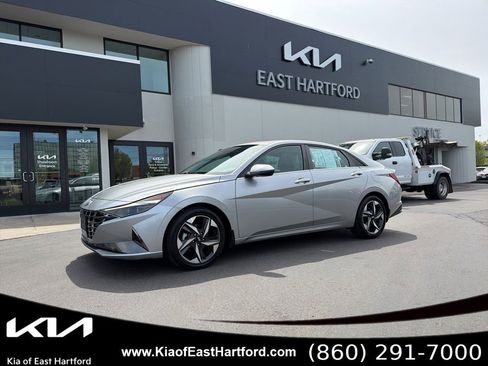 Used 2022 Hyundai Elantra Limited FWD image 1