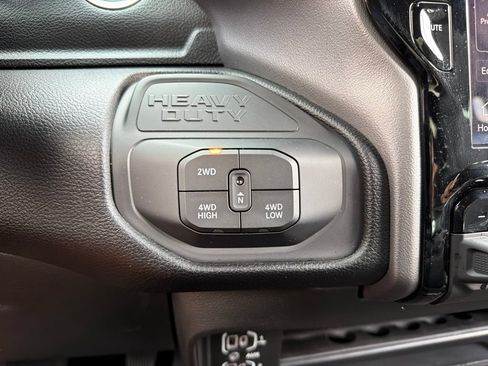 Used 2026 RAM 2500 Big Horn AWD/4WD image 12