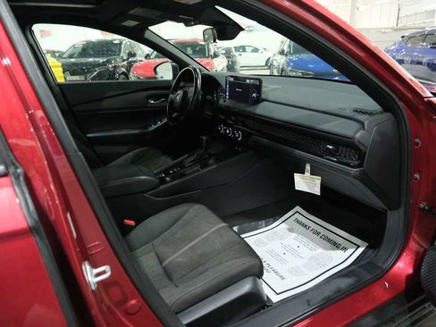 Used 2023 Honda Accord Sport image 31