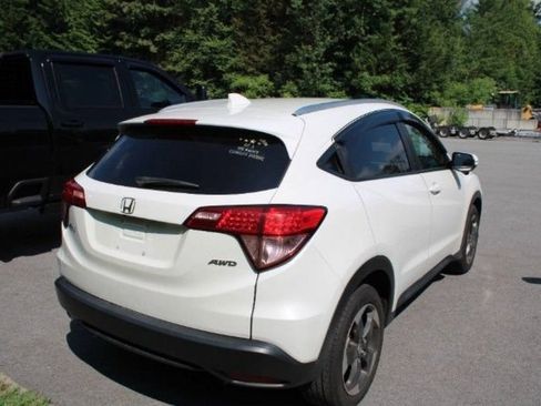 Used 2018 Honda HR-V EX-L image 8