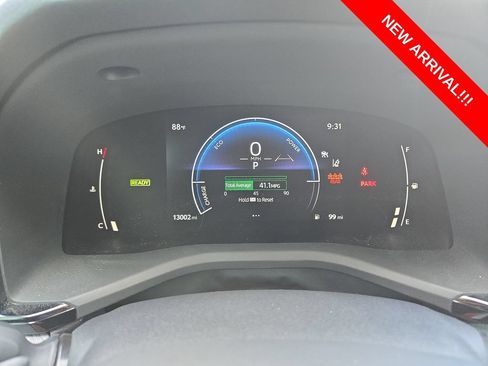 Used 2025 Toyota Camry SE AWD/4WD image 17
