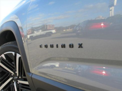 New 2026 Chevrolet Equinox RS w/ Convenience Package III image 8