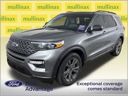 Certified 2021 Ford Explorer XLT w/ Equipment Group 202A RWD image 13
