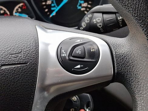 Used 2016 Ford Escape SE w/ Equipment Group 201A image 24