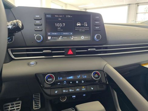 New 2026 Hyundai Elantra SEL Sport Premium FWD image 25