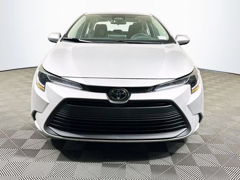 Certified 2026 Toyota Corolla LE FWD image 3