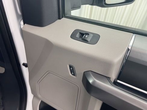 Used 2022 Ford F250 XLT w/ XLT Premium Package image 25