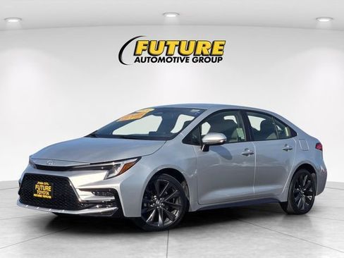 Certified 2024 Toyota Corolla SE FWD image 10