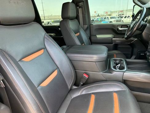 Used 2023 GMC Sierra 2500 AT4 w/ AT4 Premium Plus Package AWD/4WD image 25