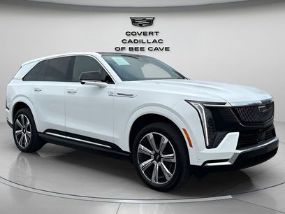 Certified 2025 Cadillac Escalade IQ Luxury 2 w/ LPO, Premium Carpet Package