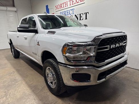 Used 2022 RAM 2500 Big Horn AWD/4WD image 2