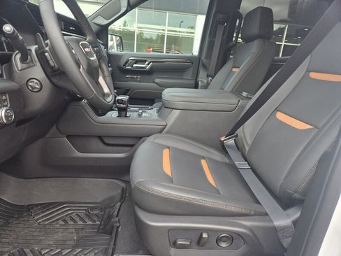 New 2026 GMC Sierra 1500 AT4 w/ AT4 Premium Package AWD/4WD image 19