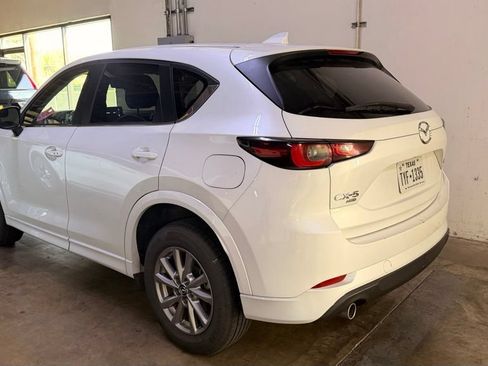Used 2024 MAZDA CX-5 AWD 2.5 S w/ Select Package image 4