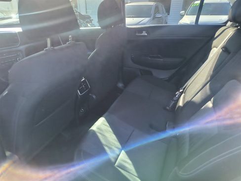 Used 2020 Kia Sportage LX image 28