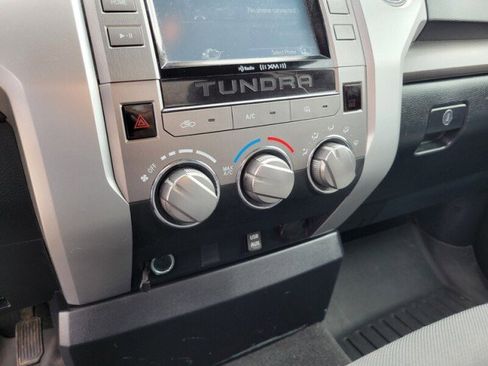 Used 2016 Toyota Tundra SR5 image 23