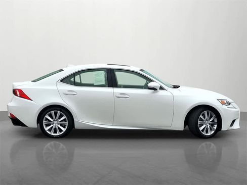 Used 2015 Lexus IS 250 image 7