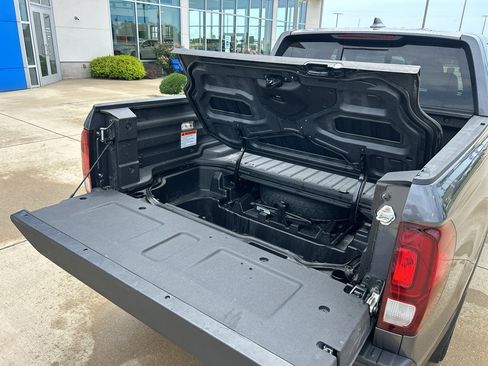 Used 2023 Honda Ridgeline RTL-E image 9