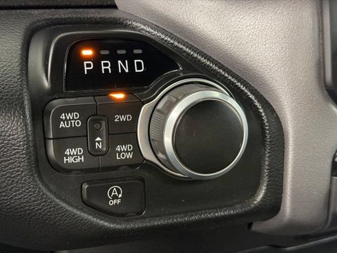 Used 2023 RAM 1500 Big Horn AWD/4WD image 30