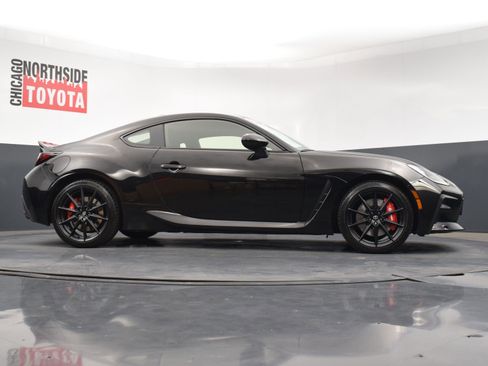 Used 2025 Toyota GR86 Premium w/ Performance Package image 29