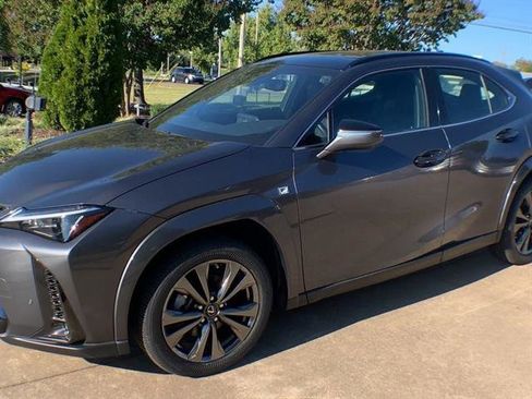 Certified 2023 Lexus UX 250h F Sport image 4