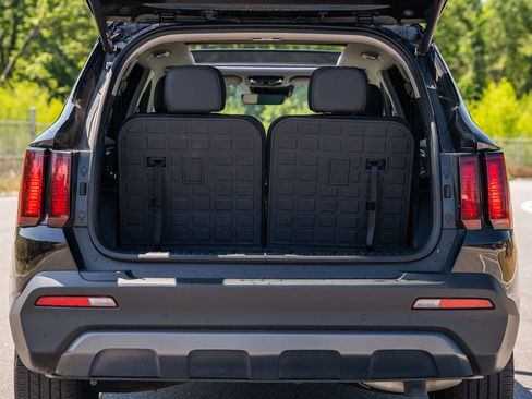 Used 2023 Kia Sorento X-Line EX image 18