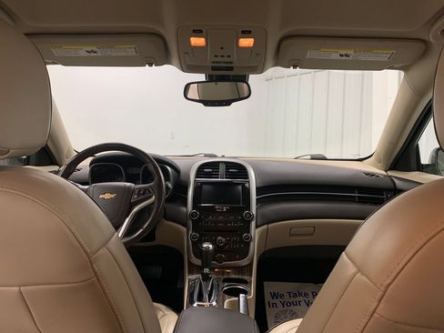 Used 2015 Chevrolet Malibu LT w/ Leather Package FWD image 16