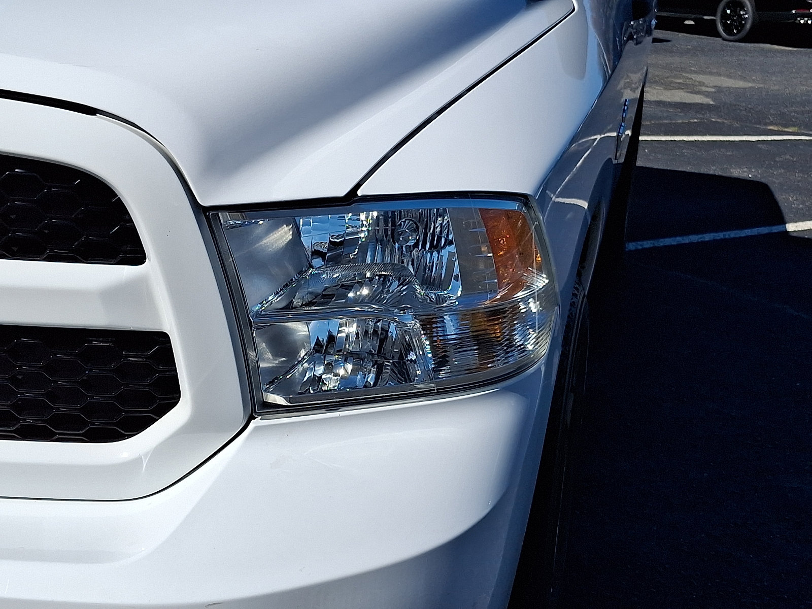 Used 2013 RAM 1500 Express AWD/4WD image 9