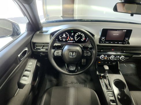 Used 2025 Honda Civic Sport image 16