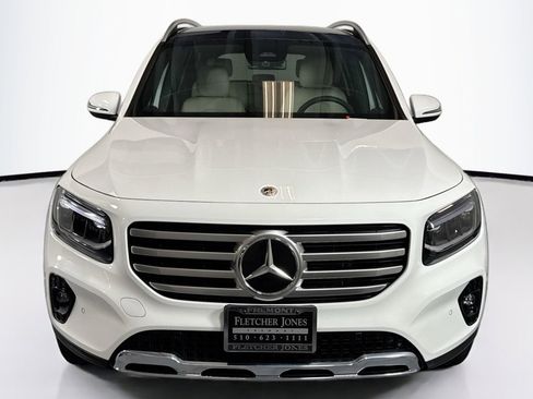 Certified 2026 Mercedes-Benz GLB 250 4MATIC image 2