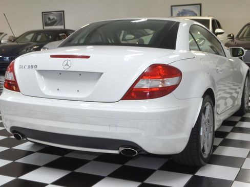 Used 2006 Mercedes-Benz SLK 350 w/ AMG Sport Pkg image 9