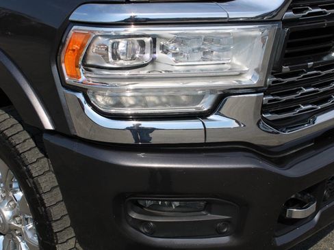 Used 2019 RAM 3500 Limited image 26