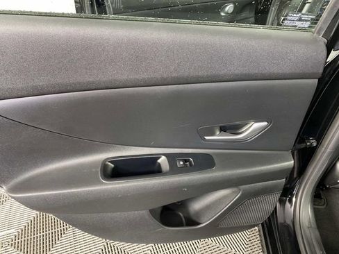 Used 2021 Hyundai Elantra Blue w/ Cargo Package image 27