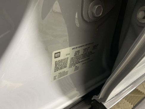 Used 2025 GMC Hummer EV 2X image 36