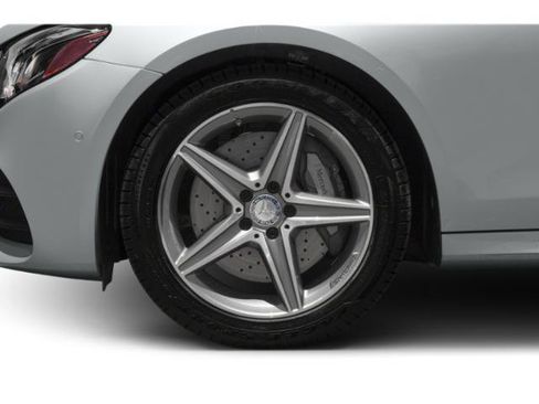Used 2019 Mercedes-Benz E 300 image 11